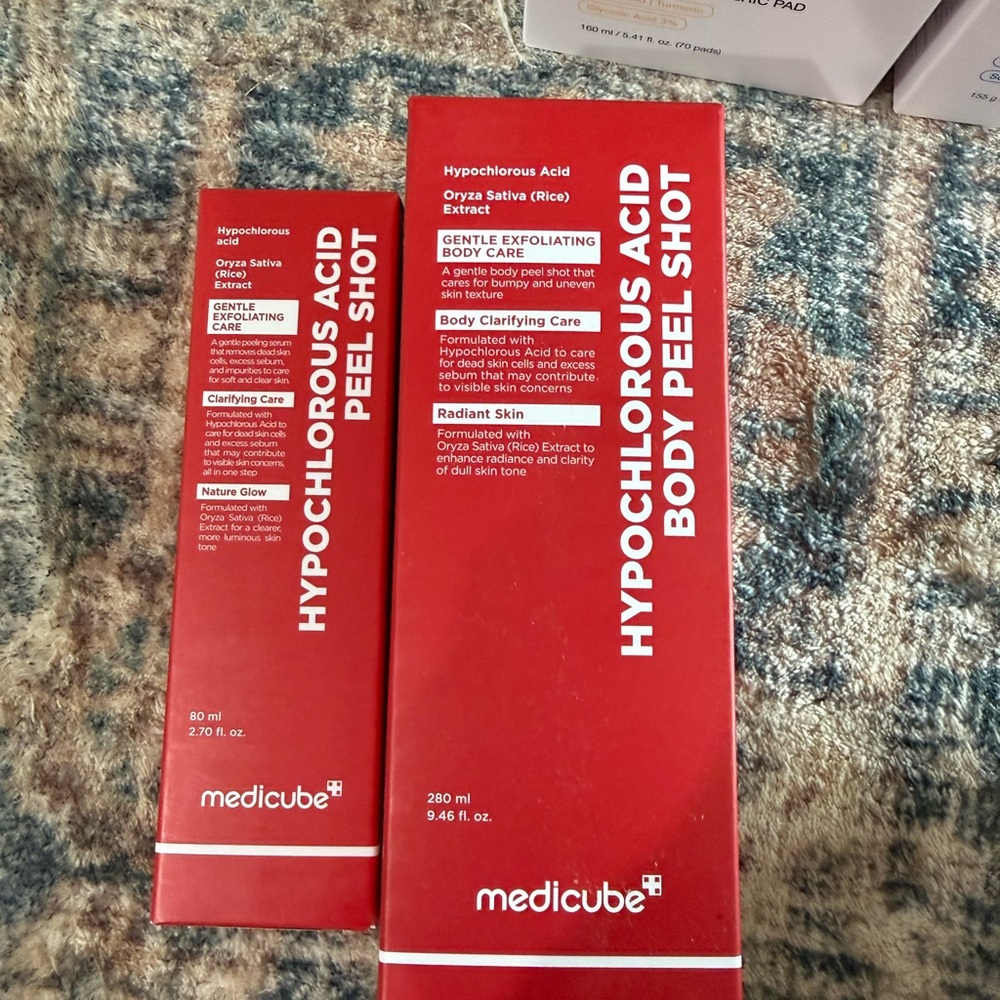Medicube Red Hypochlorous Acid Body Peel Shot